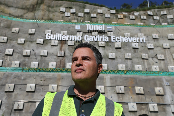 Anibal Gaviria Tunel del Toyo